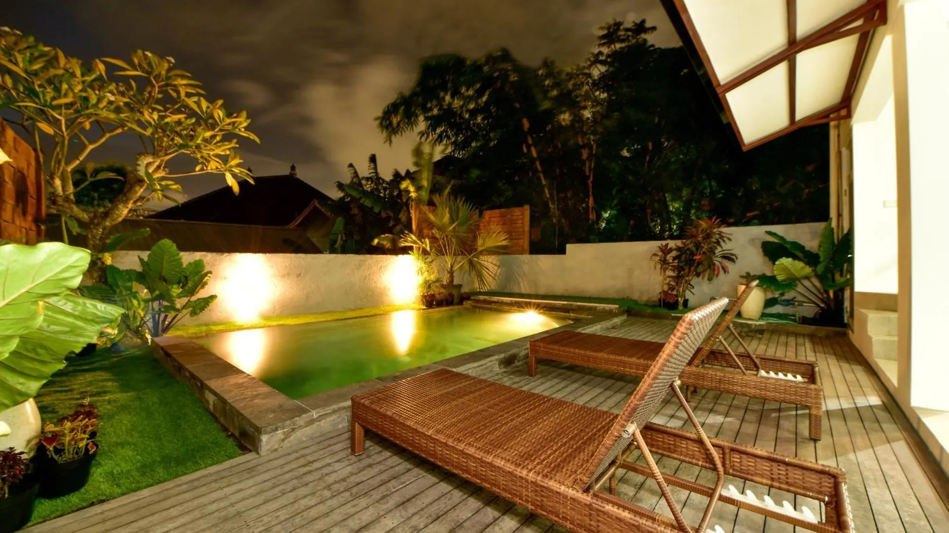 The Lumbung Wood Villa Seminyak  0*, Seminyak (Bali) Indonesia