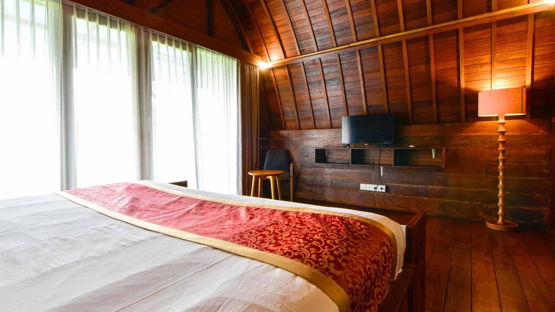 The Lumbung Wood Villa Seminyak