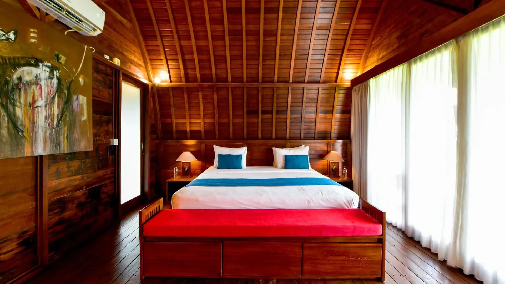 The Lumbung Wood Villa Seminyak